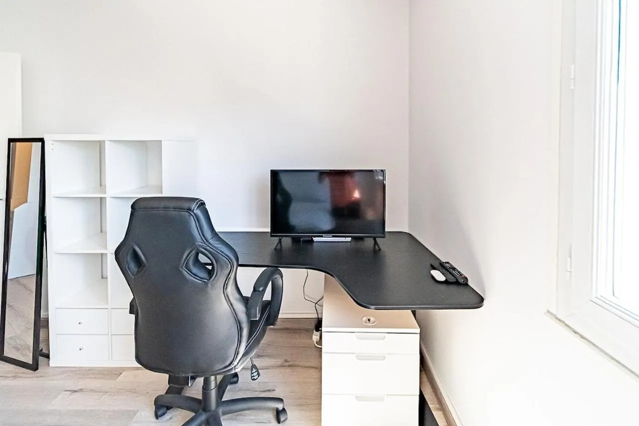 Studio Cosy - Villeurbanne Vaulx En Velin 0*,  France